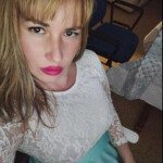 Pareja real chica latina y español andaluz Hacemos masajes