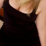 Rubia latina para realizar muchas NERJA