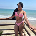 Modelo latina y muy - Hola cariño soy Mía una chica y muy extrovertida con ganas de conocer y te are