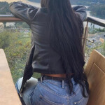 Clarita española de 19 años bella y risueña