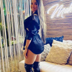 PAOLA latina 24 años