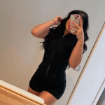 Abril jovencita cariñosa