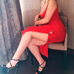 Natalia Mujer Rubia Muy Alta Guapa Elegante y Atractiva En Don Benito