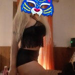 Rubia cariñosa madurita curvas Lorca