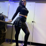 Nahomi - Nahomi dominicana exóticamente atractiva-Elegante profesional y educada... Contactarme soy