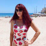 Nueva chica guapa cariñosa madurita