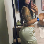 Hermosa colombiana recién llegada a la ciudad
