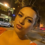 LATINA GUAPA PELI NEGRA CON SITIO PRIVADO
