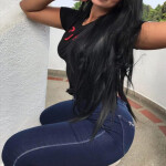 Latina curvilínea - Hola mis amores soy una linda Latina soy cariñosa tranquila a mi oficio me gusta