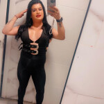 Luna - Hola amor soy Chantal. Quieres mis solo llámame y te daré toda la información