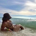 Sofia Estoy de vacaciones y quiero q la paseamos rico estoy