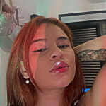 Desplazamientos solo - colombiana delgada pequeña