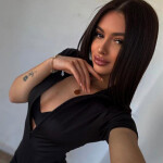 Nueva en la Zona - Soy una preciosa latina con piel de seda y unas curvas de ensueño. Me considero u