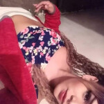 Chica latina recién llegada
