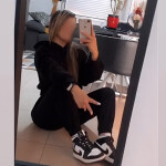 Y - Soy Daniela y sin tanta explicación me gusta ven y conóceme la pasaremos Hago salidas a hoteles