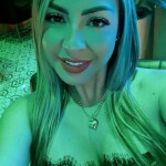 EMILY COLOMBIANA PISO PRIVADO