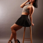 VIOLETA ENCANTO LATINO PARA TI 24 HRAS