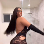 Hola chica divertida