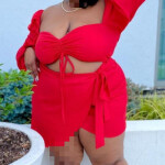 ALICIA NEGRITA DE ÉBANO CURVY SIN LIMITACIONES
