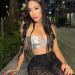 Hola mi amor soy Cloe vibrante y divina latina para