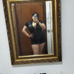 Lili INDEPENDIENTE - ¡Holis! Soy Lili tengo 20 añitos soy curvy y . Sé español inglés C1 y chino A1
