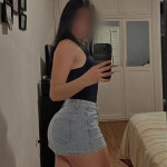 ...soy una Latina muy cariñosa resien llegada aquí en Tomelloso