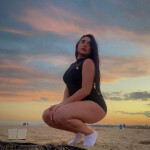 SOY SAMANTHA TODO UN MONUMENTO COLOMBIANA