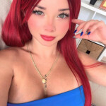 LARA COMPLETITA Y JOVEN
