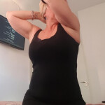 Rusa Olga - Hola caballeros soy bella madurita Olga. Si buscas compania para disfrutar lla o describ