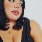 KAROL TÚ LATINA AUTÉNTICA TODA IDEAL VEN COMPRUÉBALO EN LA ELIANA