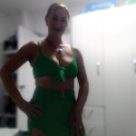 Rubia madurita - Soy colombiana soy extrovertida me gusta el deporte cariñosa me gustan los masajes