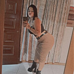 Julieta - Hola me llamo Julieta soy y me describo a mí misma como una mujer espontánea divertida y a
