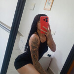 Hermosa latina en tu zona