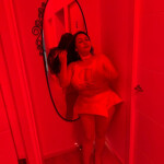DARA CON CUERPO DE ESCANDALO