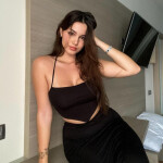 SAMY BEAUTIFUL WOMAN IN IBIZA