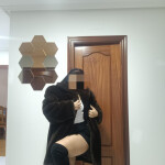 Nikol guapísima de cabellos