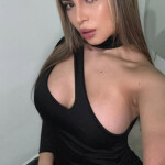 Hola mi nombre es Adriana Ven y sacate todo ese estrés de la semana