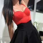 Chica joven con curvas