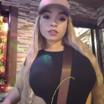 EXÓTICA COLOMBIANA - Que tal mis amores soy Andrea Una chica rubia madurita con excelentes curvas y