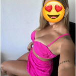 BELLA COLOMBIANA LATINA VÉLEZ