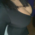 Angela joven divertida
