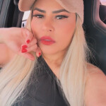 Rubia a tu disposición