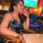 Mia - Hola mis amores soy una joven me encanta soy estrovertida ven conóceme