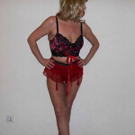Tina - ESTOY DE VUELTA!! TIINA madura. soy Tina madura. Soy una chica guapa con clase muy atractiva