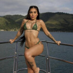 Hola estoy en Alicante tatuada joven brasileña Mirela