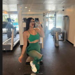 Hola amor soy Karla una morena caribeña nueva en la línea con mil ganas de pasármelo rico