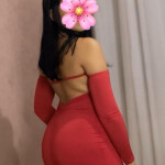 Chica independiente por la línea particular muy simpática
