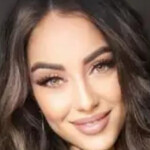 Mujer elegante dulce y auténtica en Ávila