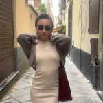 EN VIGO!!! SASHA CHICA DE LUJO JOVEN Y SUPER VIBRANTE