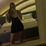 Chica joven santiago de Compostela